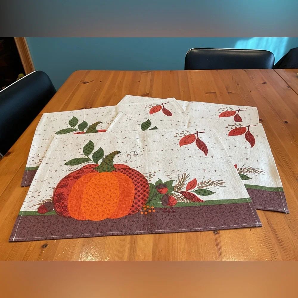 FALL PLACEMATS PUMPKIN PATCH LEAVES HARVEST NEW LOT OF 4 ORANGE GREEN BROWN Y2K